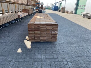 Ca. 42x Guyana Teak Beschoeiingsplanken, 20x200mm, lengte 28/200cm, 14